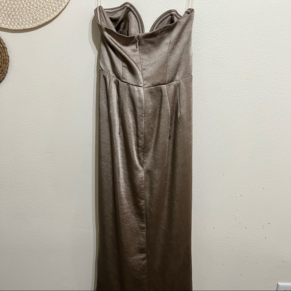 HOUSE OF CB 'SIGOURNEY' MINK SATIN DRAPED FRONT MAXI DRESS - Picture 4 of 6